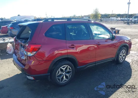2024 Subaru Forester Premium z USA, uszkodzony, nr VIN JF2SKADC8RH433143